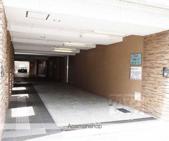 カスタリア京都西七条の玄関写真