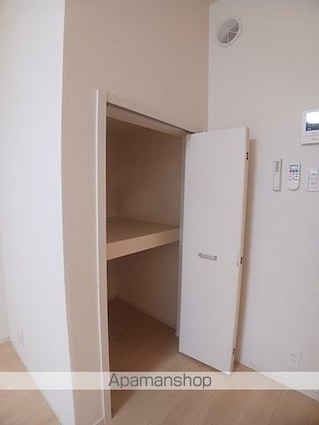 ラ・ルーチェ　Ａ[1K/31.65m2]の収納