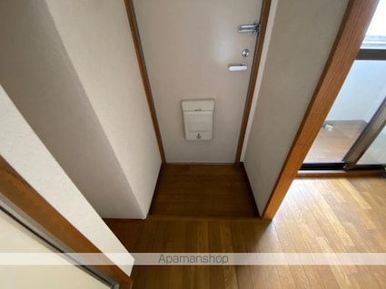 宮脇扇町第１マンション[1R/14.85m2]の玄関