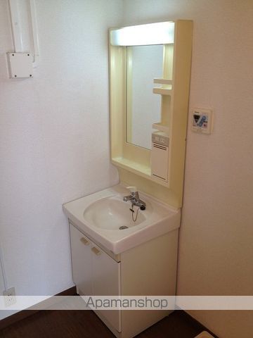 ロイヤルコーポ和泉鳥取の内装写真