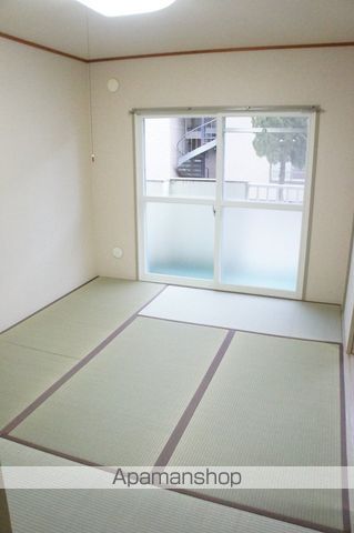 グリーンマンションIIの内装写真