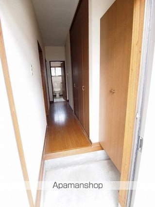 ガーデン・アイリス[2LDK/61.27m2]の玄関