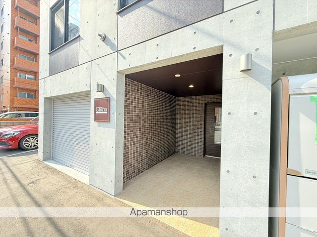グローリア南10条の玄関写真