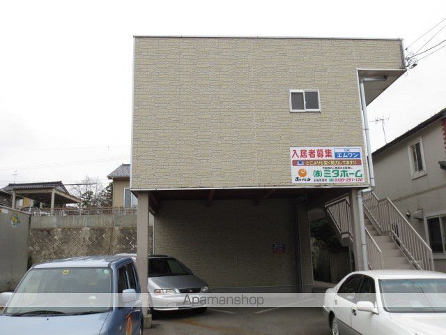 エムワンの外観写真