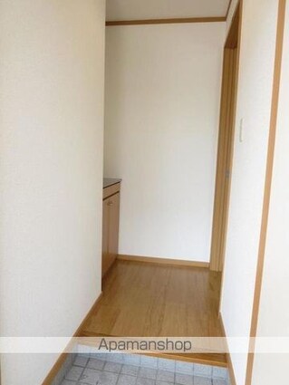 キャプリコートＡ[1K/35.98m2]の玄関