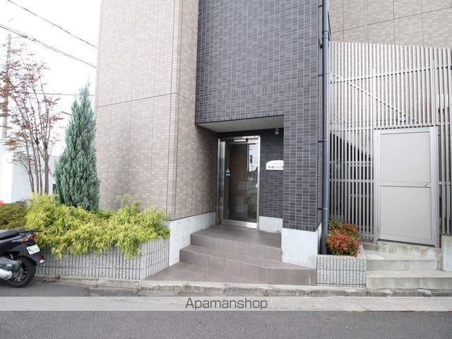 シャンテー御殿山2番館の玄関写真