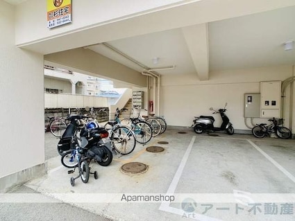 ジョイフラットⅠ[2DK/36.45m2]の駐車場