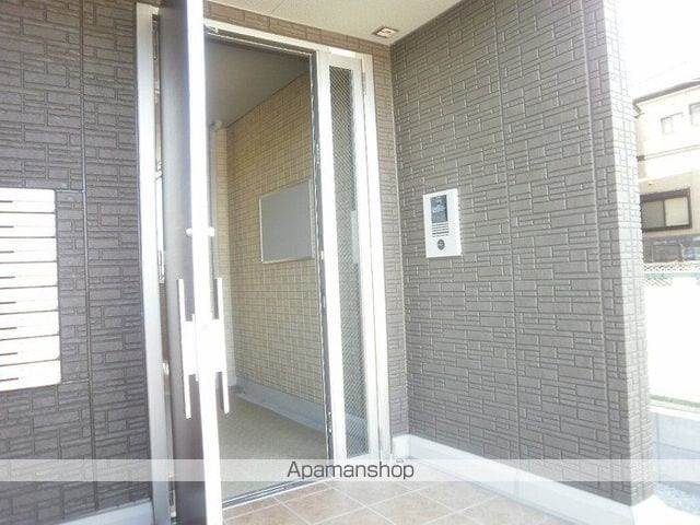 アンクレージュの玄関写真