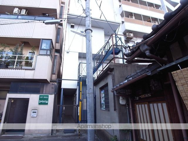 阪急電鉄京都線 西院駅 徒歩6分 3階建 築22年の外観写真