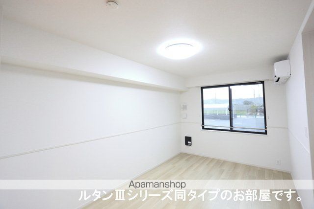 リバーサイド西山の内装写真