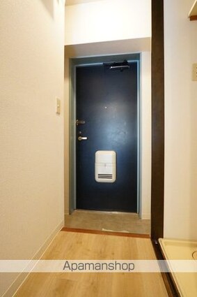 ジュエリー世田谷[1R/18m2]の玄関1