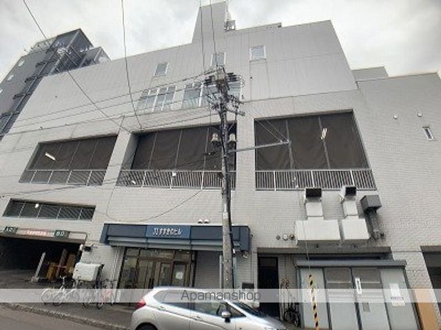 J1すすきのビルの外観写真