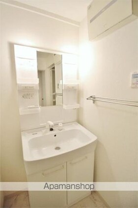 Ａｌｌｉｅｓ　Ｍｅａｄｏｗ[1LDK/42.47m2]の洗面所