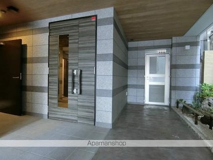 リブリ・神楽坂[1DK/35.8m2]のエントランス