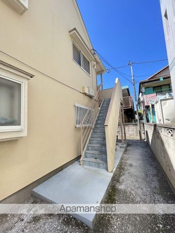 VILLA英の玄関写真