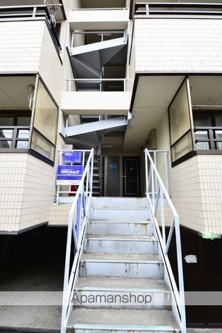 トリノマンションの外観写真
