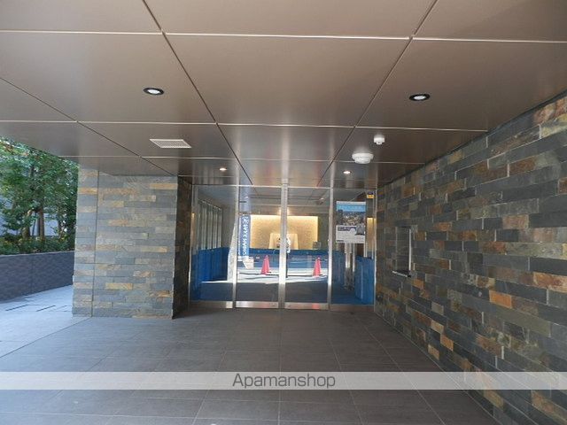 パークハビオ赤坂の玄関写真