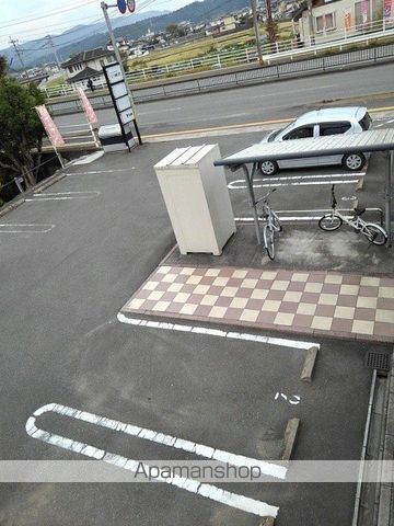フォレスト衣織手の外観写真