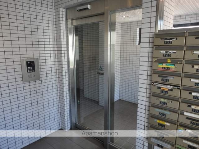 アルス立川の玄関写真