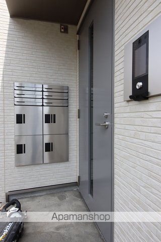 アヴィータ豊島北の玄関写真