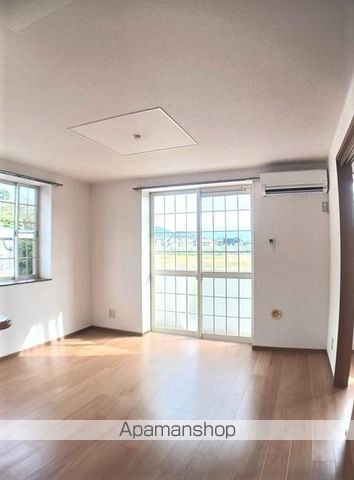 サンブリーゼ東山 Cの内装写真