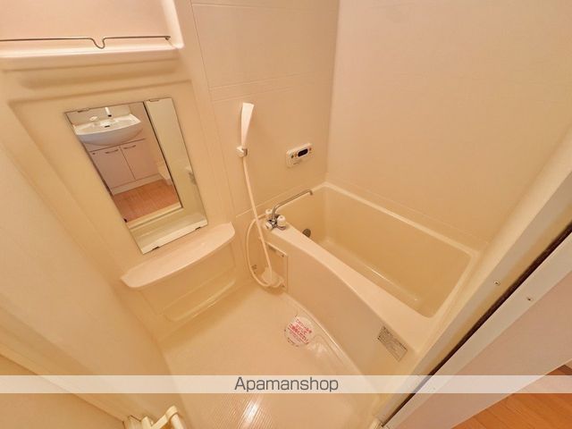 愛知郡愛荘町 2階建 築19年の内装写真