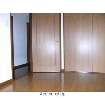 ハイフラッツ２１３[3LDK/72.58m2]のリビング・居間2