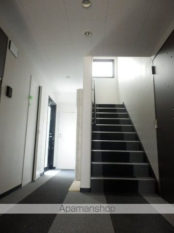GARE中の島の内装写真
