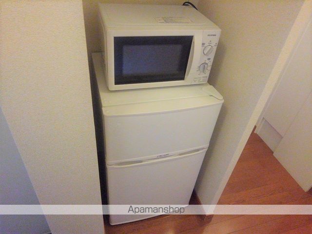 レオパレスサルウェイ三条の内装写真
