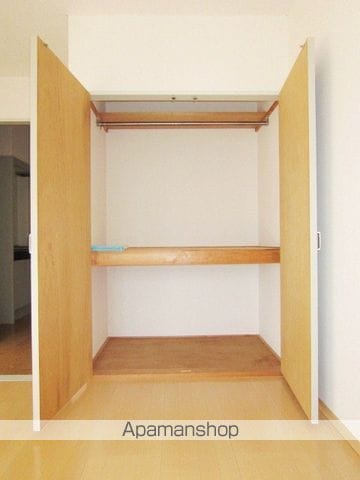 メープル中御所の内装写真