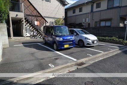 岡山県岡山市北区伊福町２丁目[1R/26m2]の駐車場