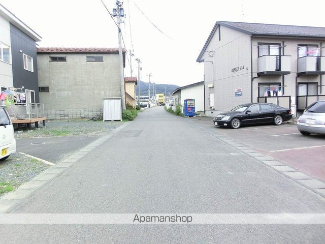 ファミィーユKの周辺写真