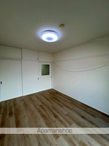 ヴェルセンチュリーの内装写真