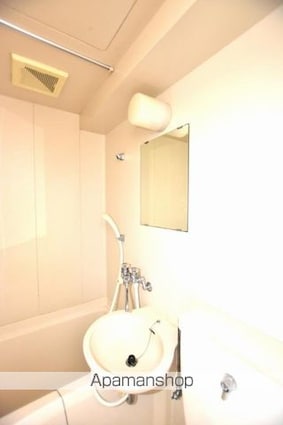 香川県高松市西宝町１丁目[1R/18.3m2]の洗面所