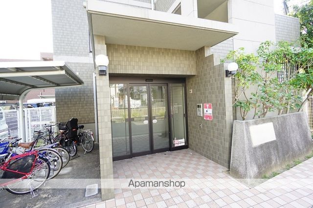 アーバンビレッジ香花園の玄関写真
