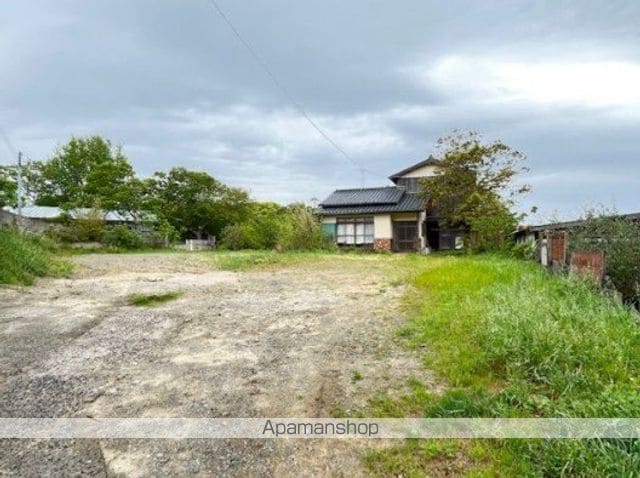 筑肥線 大入駅 徒歩8分 2階建 築44年の外観写真