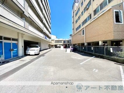 今井マンション[3DK/53m2]の駐車場3