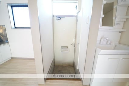 １番館[2DK/42.51m2]の玄関