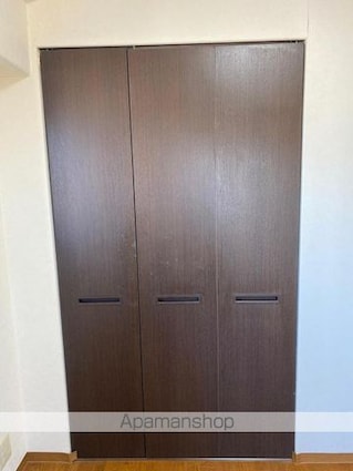 サーパス桜町[4LDK/82.73m2]の内装5