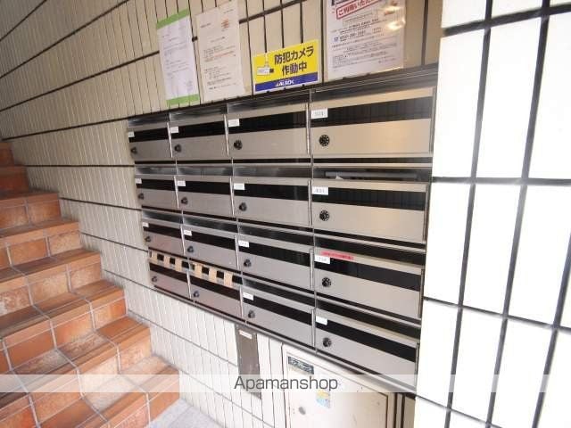英数学館ビルの内装写真