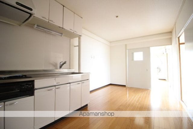 成広京町マンションの内装写真