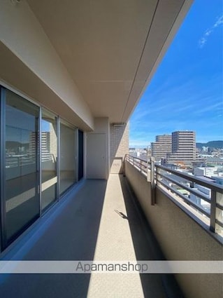 サーパス桜町二丁目　７０５号[3LDK/71.43m2]のバルコニー