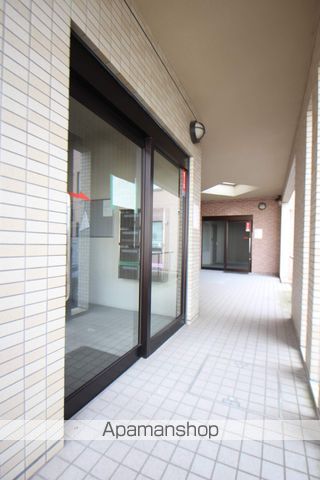パークハイツIの玄関写真