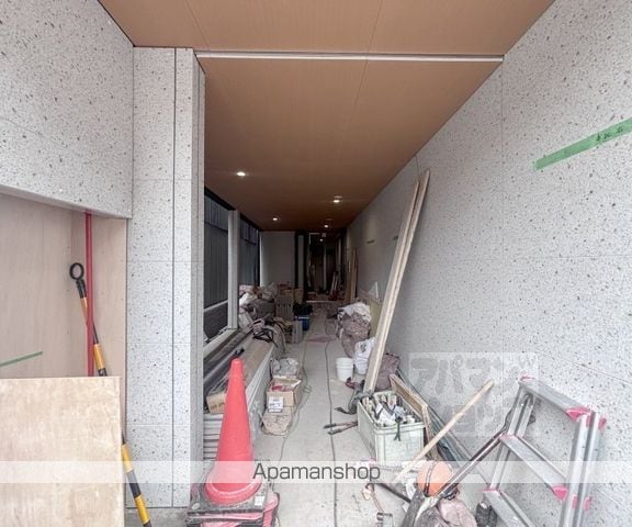 アドバンスコート四条堀川IIの玄関写真