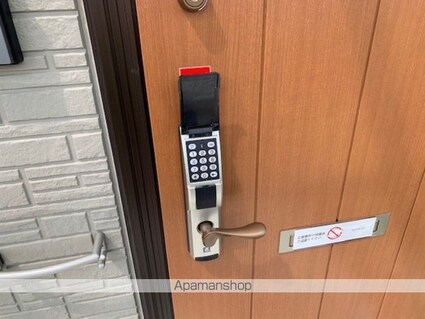 Ｔーｒｏｏｍ[2LDK/52.89m2]のエントランス