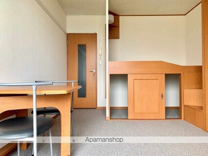 レオパレスグローリー[1K/23.18m2]のリビング・居間2