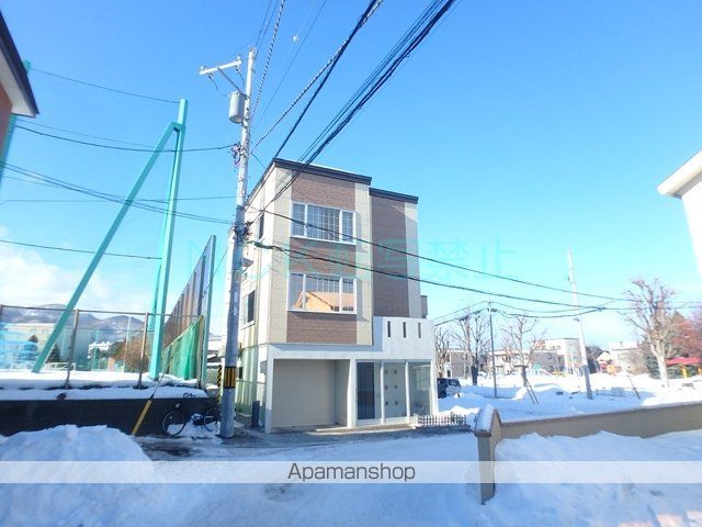 LIVE AURAの周辺写真