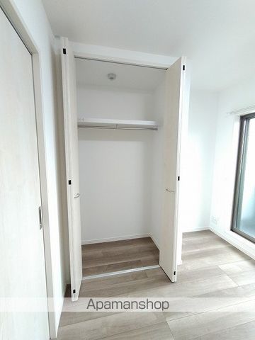 クレセント江坂の内装写真