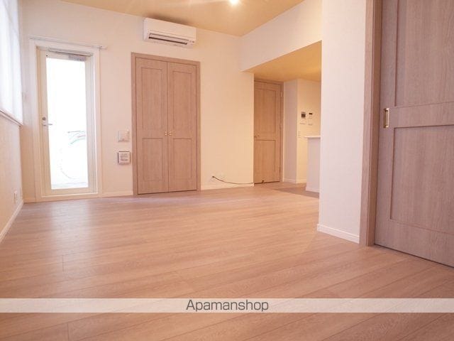 THE APARTMENT HAKATAの内装写真