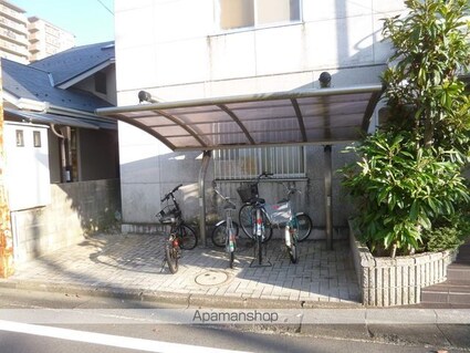 滋賀県近江八幡市中村町[1DK/33m2]のエントランス